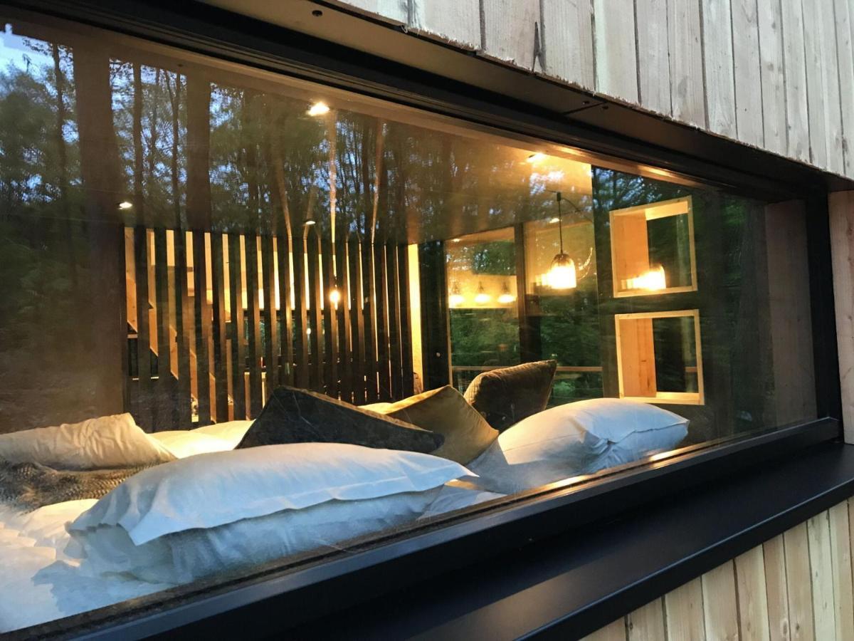 Modern Holiday Home In Oignies-En-Thierache With Terrace Экстерьер фото